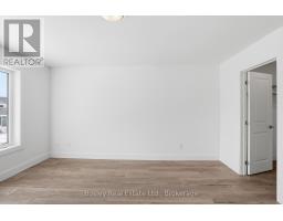 130 WHITE OAK CRESCENT - 16