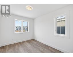 130 WHITE OAK CRESCENT - 29