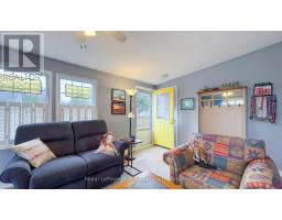 52 ALGONQUIN LANE - 3