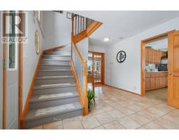 12 TAYLOR CRESCENT - 19