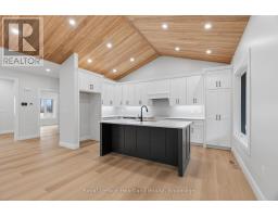 345 TURNBERRY STREET - 10
