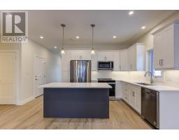 63 CAVALIER CRESCENT - 4
