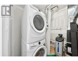 162 - 824 WOOLWICH STREET - 21