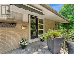 5 ORCHARD CRESCENT - 47