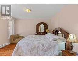 207 BIRCH CRESCENT - 17