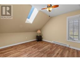 207 BIRCH CRESCENT - 25