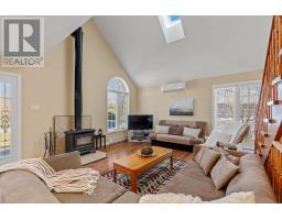 207 BIRCH CRESCENT - 7