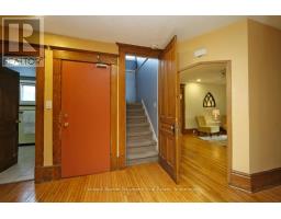 121 DUBLIN STREET N - 21