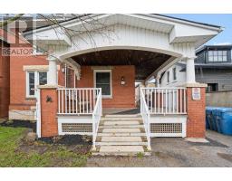 121 DUBLIN STREET N - 6