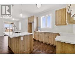 376 HAWTHORNE STREET - 6