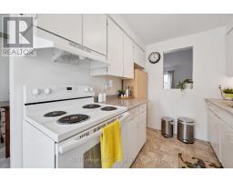 30 - 40 SILVERCREEK PARKWAY N - 15