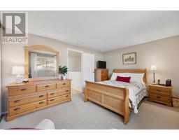 30 - 40 SILVERCREEK PARKWAY N - 26