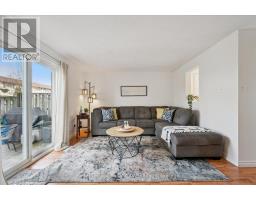 30 - 40 SILVERCREEK PARKWAY N - 9