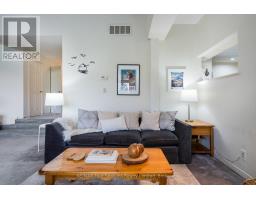 113 - 107 WINTERGREEN PLACE - 13