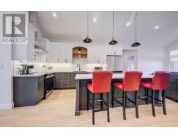 8 MEL STREET - 12