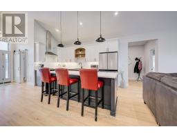 8 MEL STREET - 14