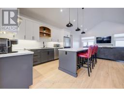 8 MEL STREET - 15