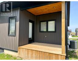 8 MEL STREET - 47