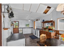 34 B320 SANS SOUCI ISLAND - 16