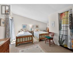 34 B320 SANS SOUCI ISLAND - 30