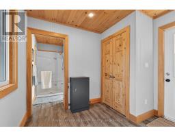 34 B320 SANS SOUCI ISLAND - 31