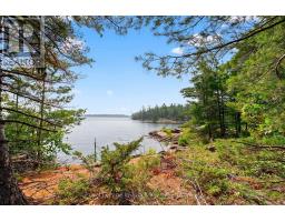 34 B320 SANS SOUCI ISLAND - 42