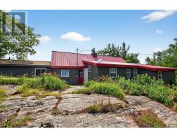 34 B320 SANS SOUCI ISLAND - 43