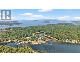 34 B320 SANS SOUCI ISLAND - 45
