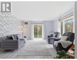 21 BROWN STREET S - 6