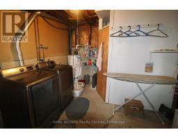 150 DOUGLAS STREET W - 26