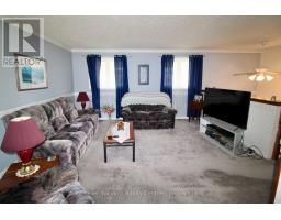 150 DOUGLAS STREET W - 9