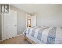 43 CAPTAIN MCCALLUM DRIVE - 17