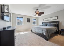 43 CAPTAIN MCCALLUM DRIVE - 21