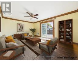 153 CARLING TERRACE - 13