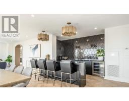 1201 - 71 WYNDHAM STREET S - 33