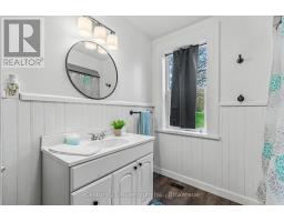 38 ALICE STREET - 45