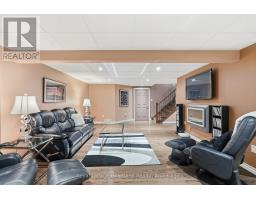 225 JOHN STREET S - 33