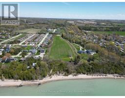 122 TUYLL STREET - 4