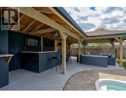 1241 - 1247 COLBORNE STREET W - 37