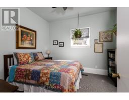 353 QUEEN STREET E - 21
