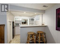 353 QUEEN STREET E - 32