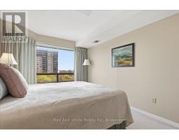 808 - 10 ELLEN STREET E - 28