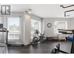 808 - 10 ELLEN STREET E - 31