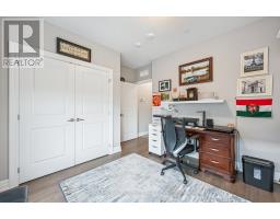 612 - 1880 GORDON STREET S - 11