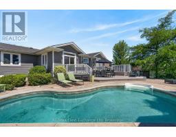 469 GRANDVIEW ROAD - 1