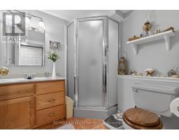 469 GRANDVIEW ROAD - 44