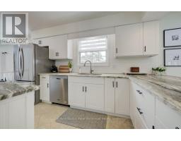 33 TOWER ROAD - 12