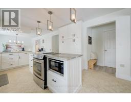 33 TOWER ROAD - 18