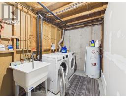 751 WALSH STREET - 15