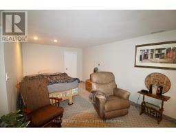 587 11TH STREET - 20